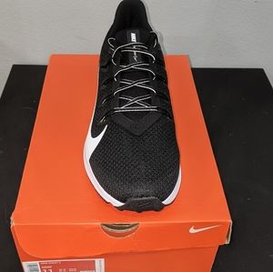 Men's Brand New Nike shoes.